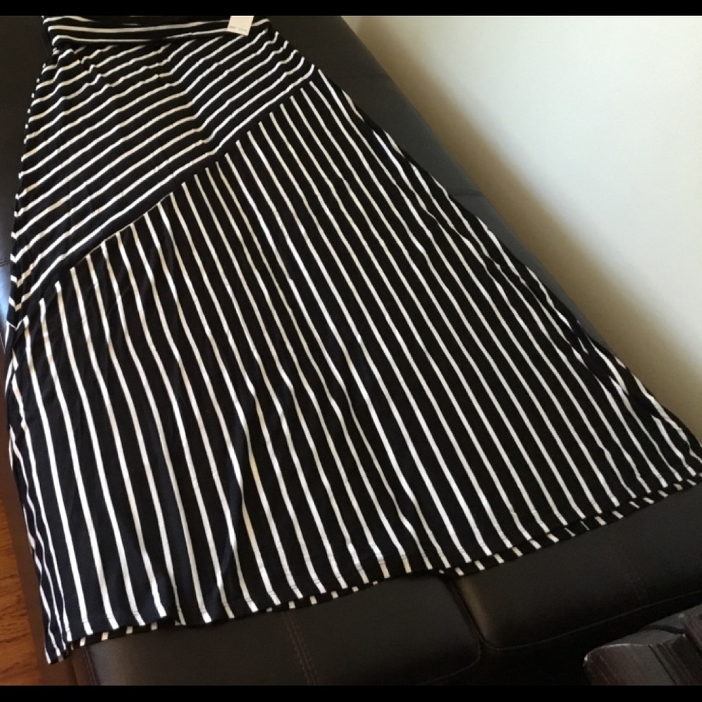 MIK Maxi Skirt
